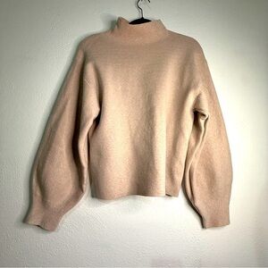 Vestique Light Tan Women's Mock Turtleneck Sweater w/wide sleeves. Sz M.